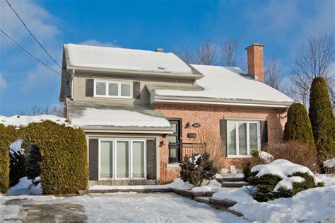 Maisons, condos et propriétés à vendre .